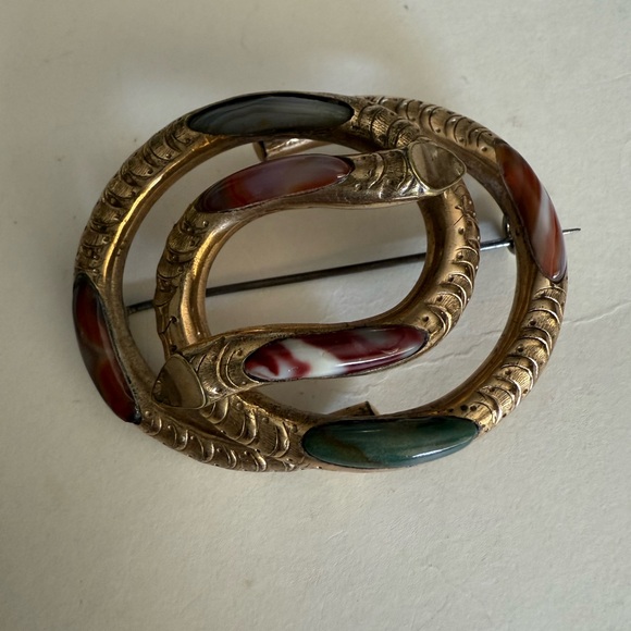 Antique Victorian Agate Scottish Knot Brooch